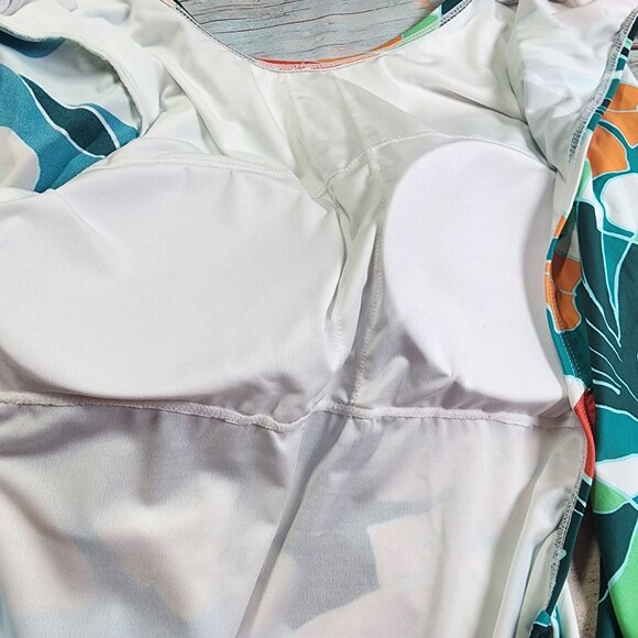 Vince Camuto Size 10 Long Sleeve Tropical Print One Piece Swimsuit New - Picture 5 of 11